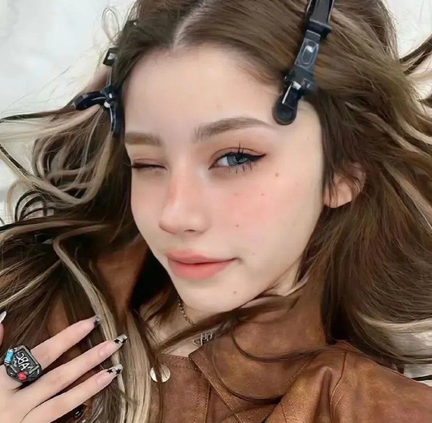 战栗黑洞